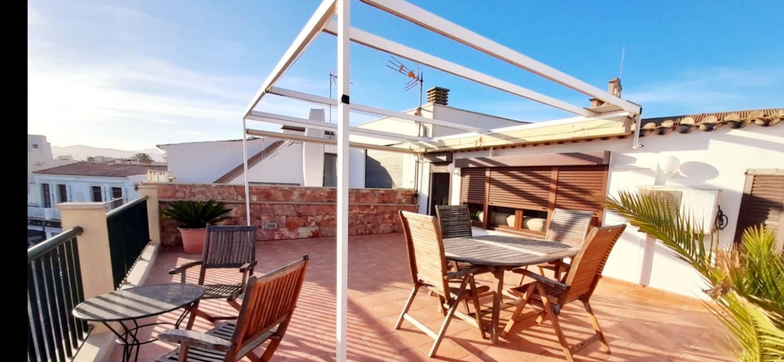Spektakuläres Penthouse in erster Meereslinie in El Molinar
