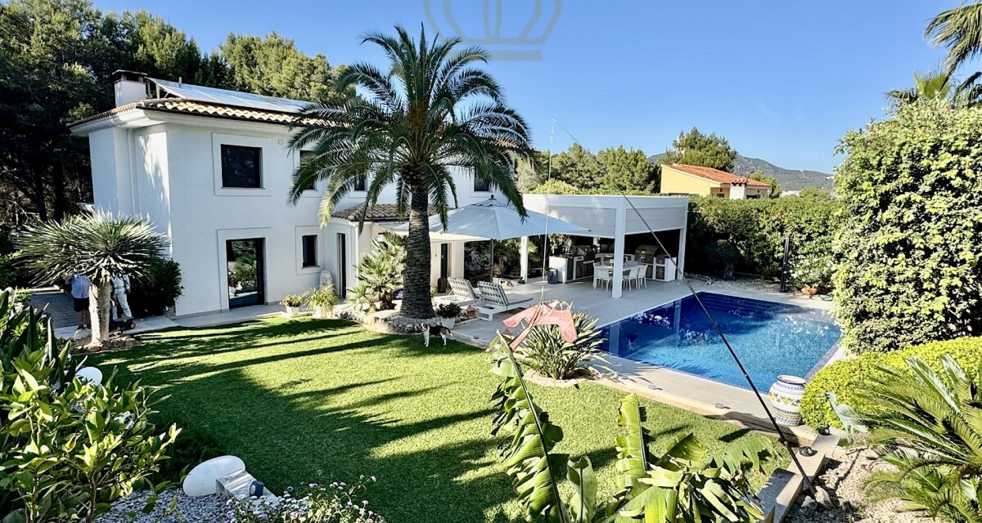 Exklusive Designer Villa in Santa Ponsa mit Pool, grossem Garten & Gästeapartment